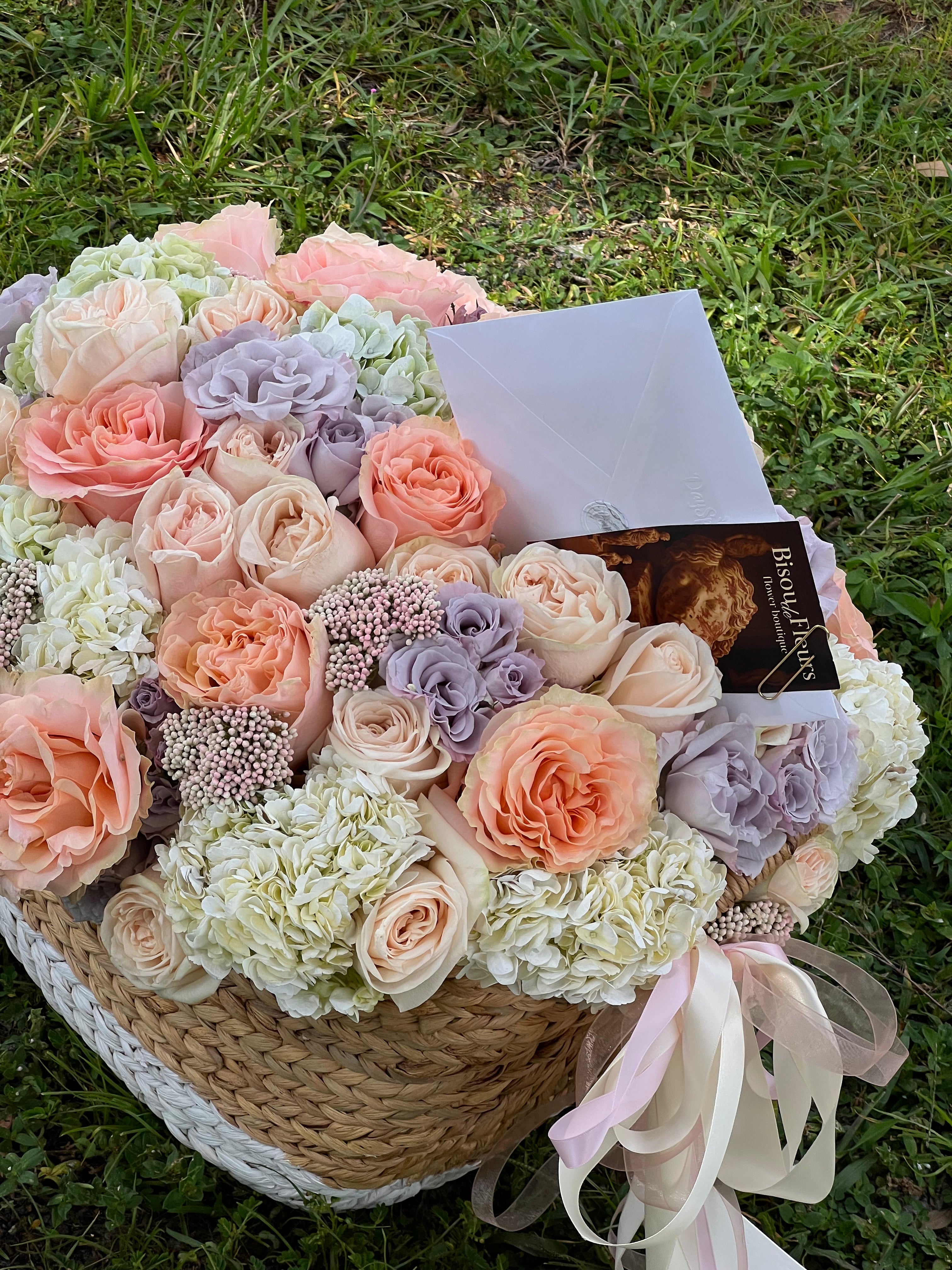 Serenade Basket