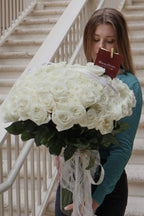 101 white roses